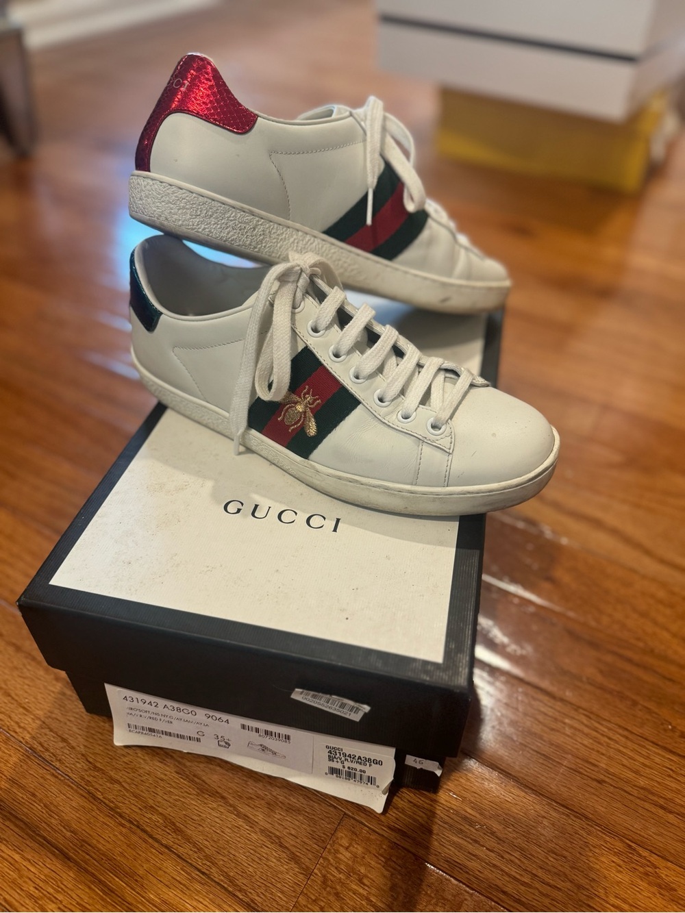 Gucci White Leather Sneakers with Classic Green and Red Stripe and Gold Bee - Picture 3 of 3